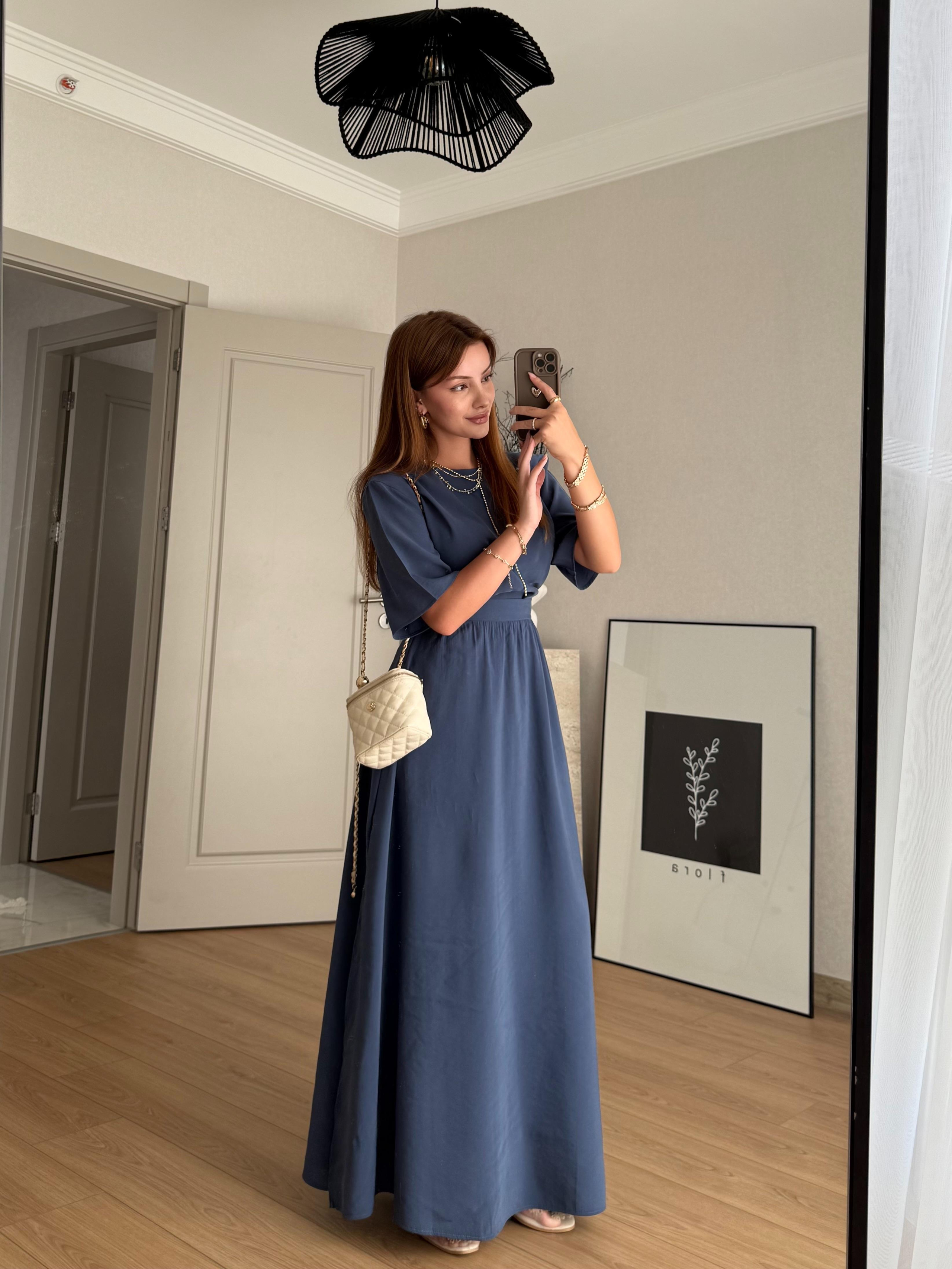 TAKIMECMEL BAŞARANİndigo Yırtmaçlı Uzun Etek ve Bluz