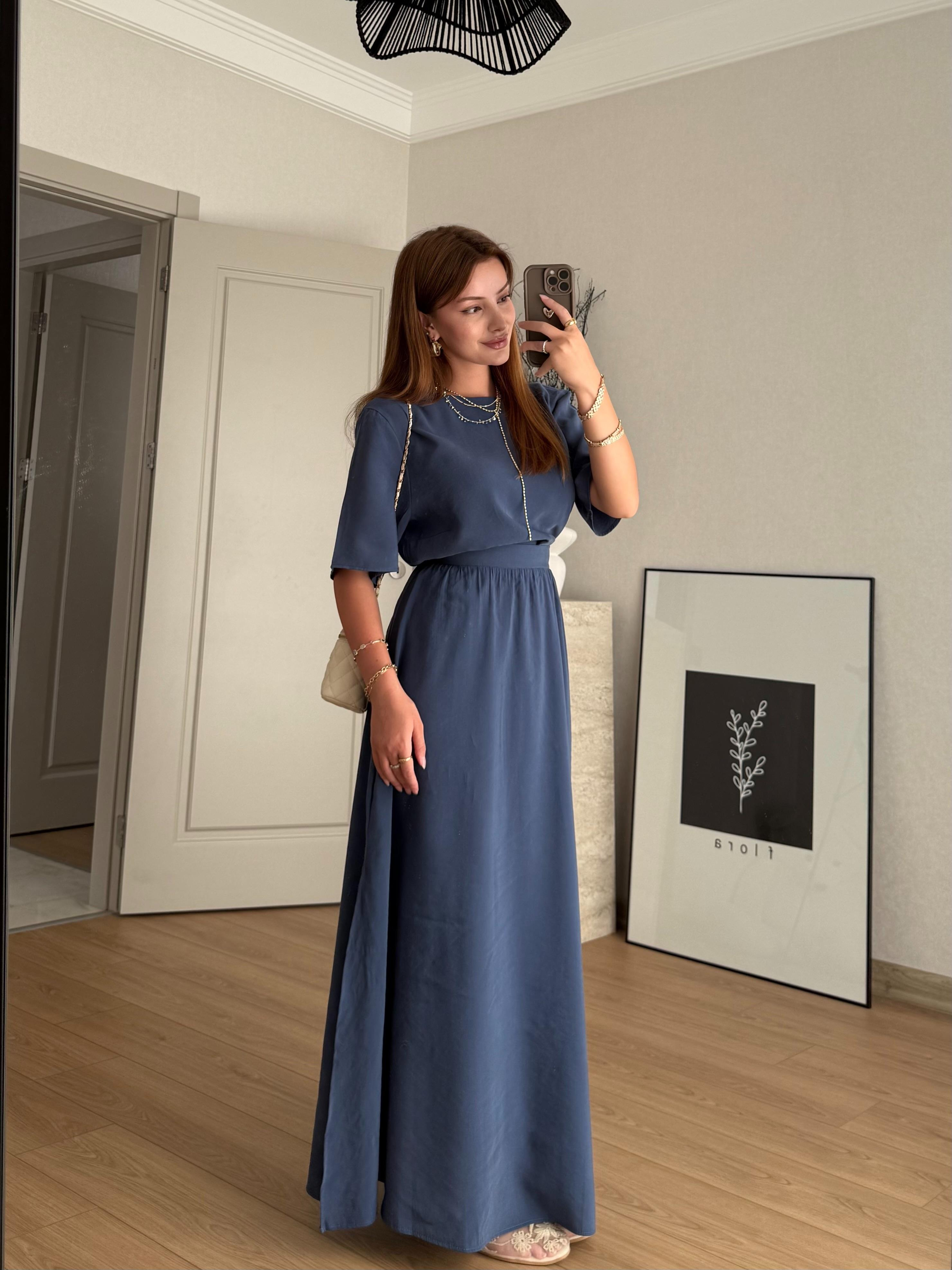 TAKIMECMEL BAŞARANİndigo Yırtmaçlı Uzun Etek ve Bluz