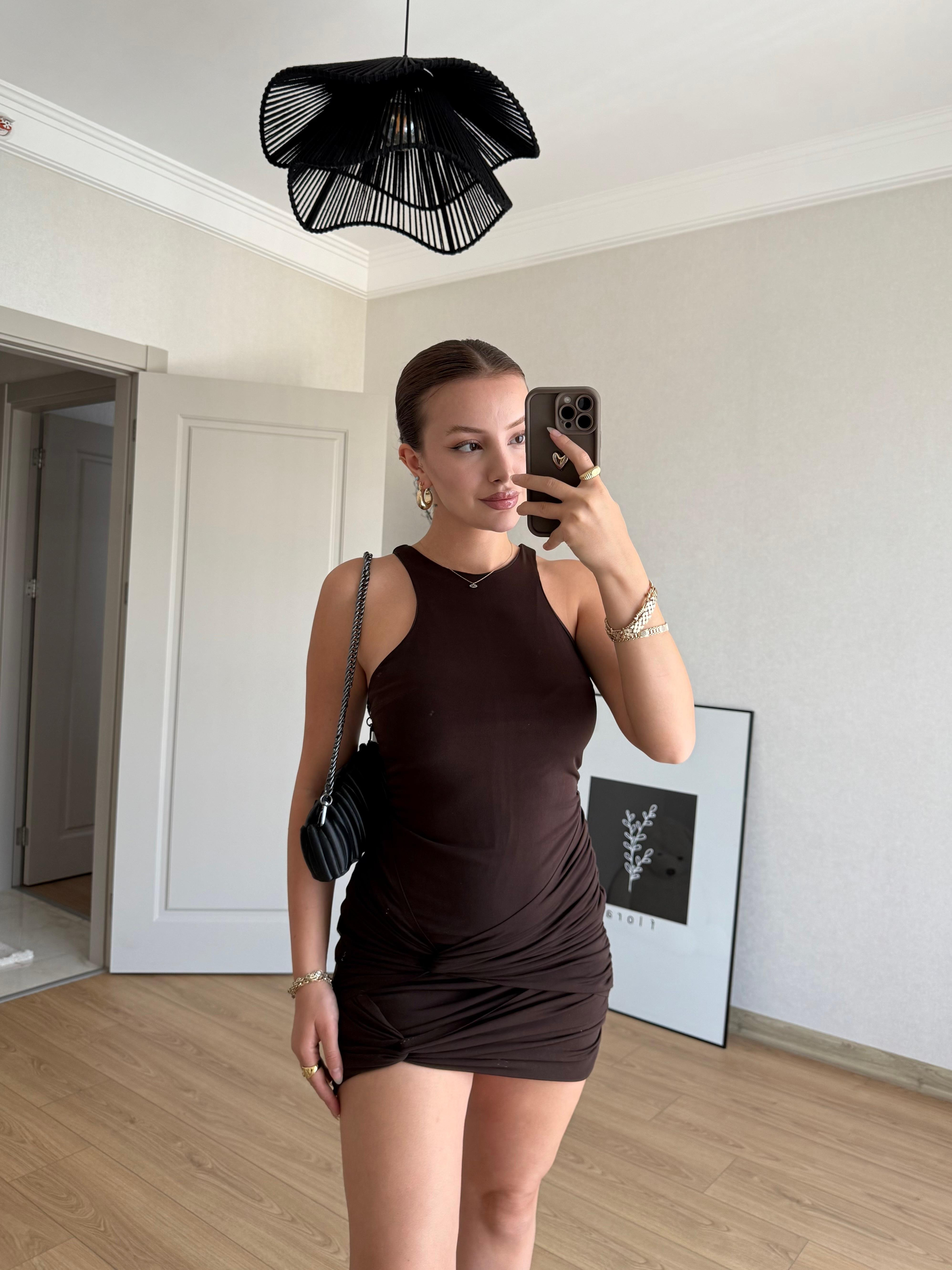 ELBİSEECMEL BAŞARANKahverengi Düğüm Detaylı Mini Elbise