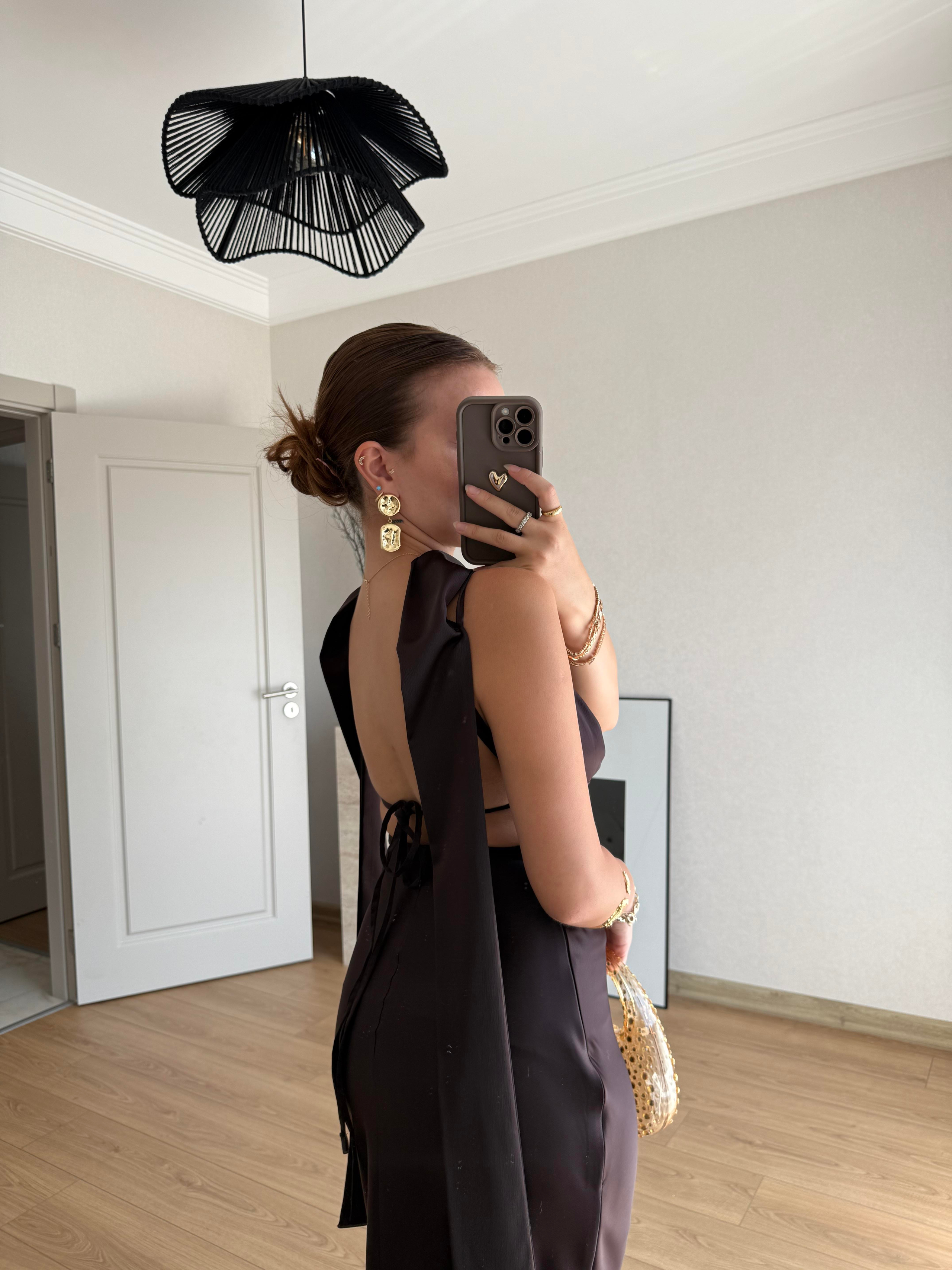 ELBİSEECMEL BAŞARANKahverengi Saten Şallı Elbise