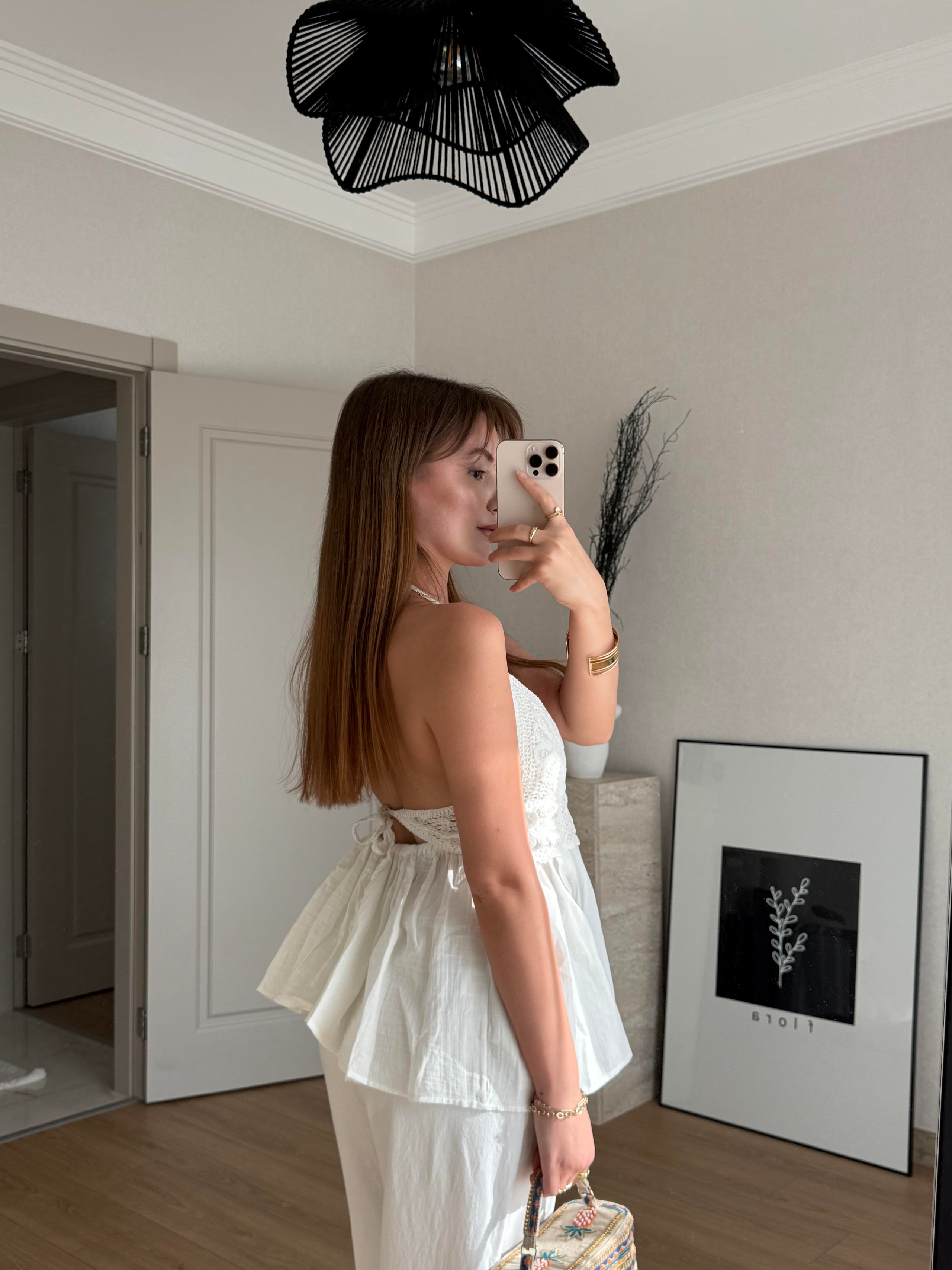 EN YENİLERECMEL BAŞARANKROŞE ÜST DETAYLI PAMUK BLUZ