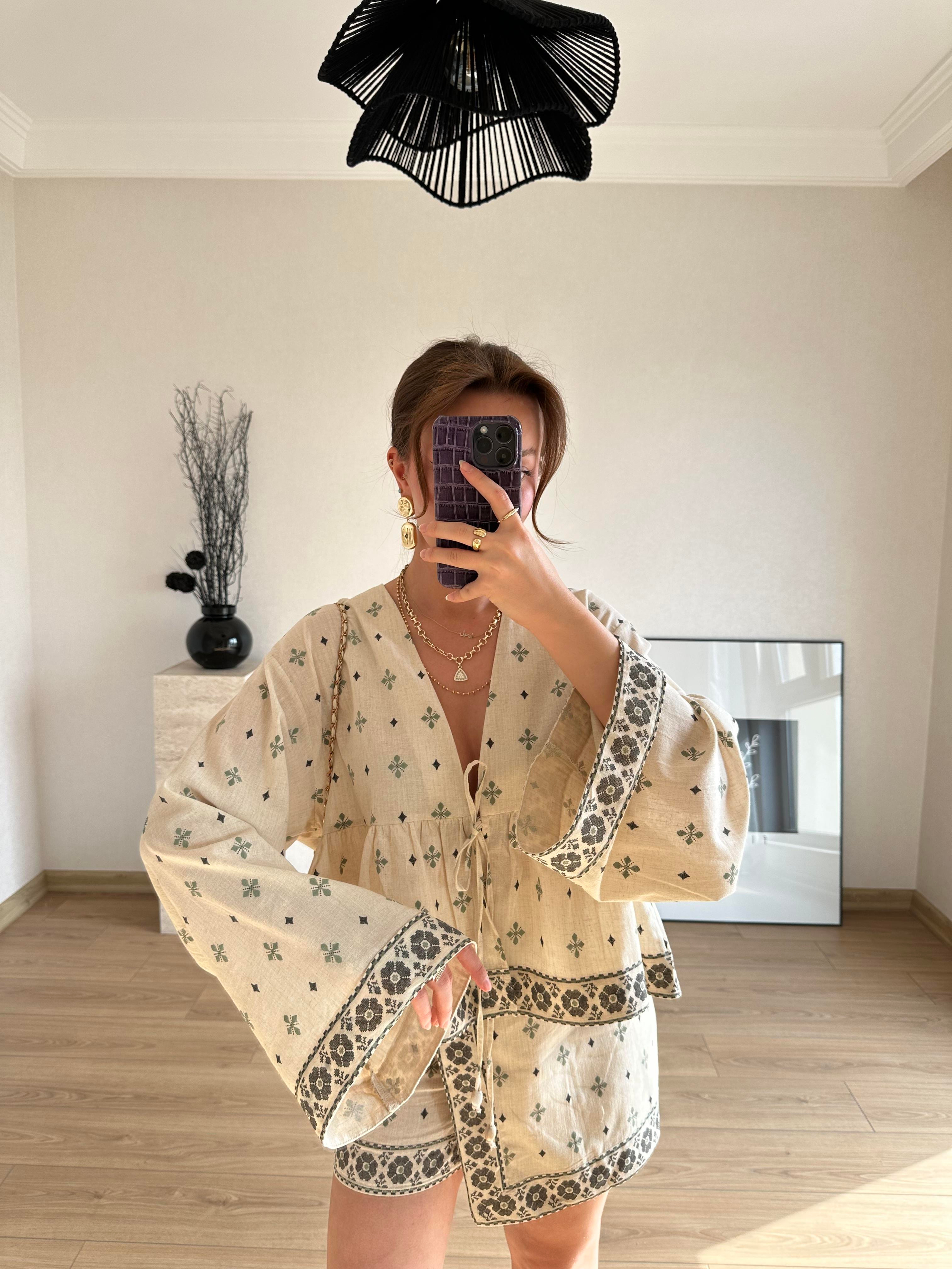 Pile Detaylı Etnik Desenli Bağlamalı Kısa Keten Kimono Naturel