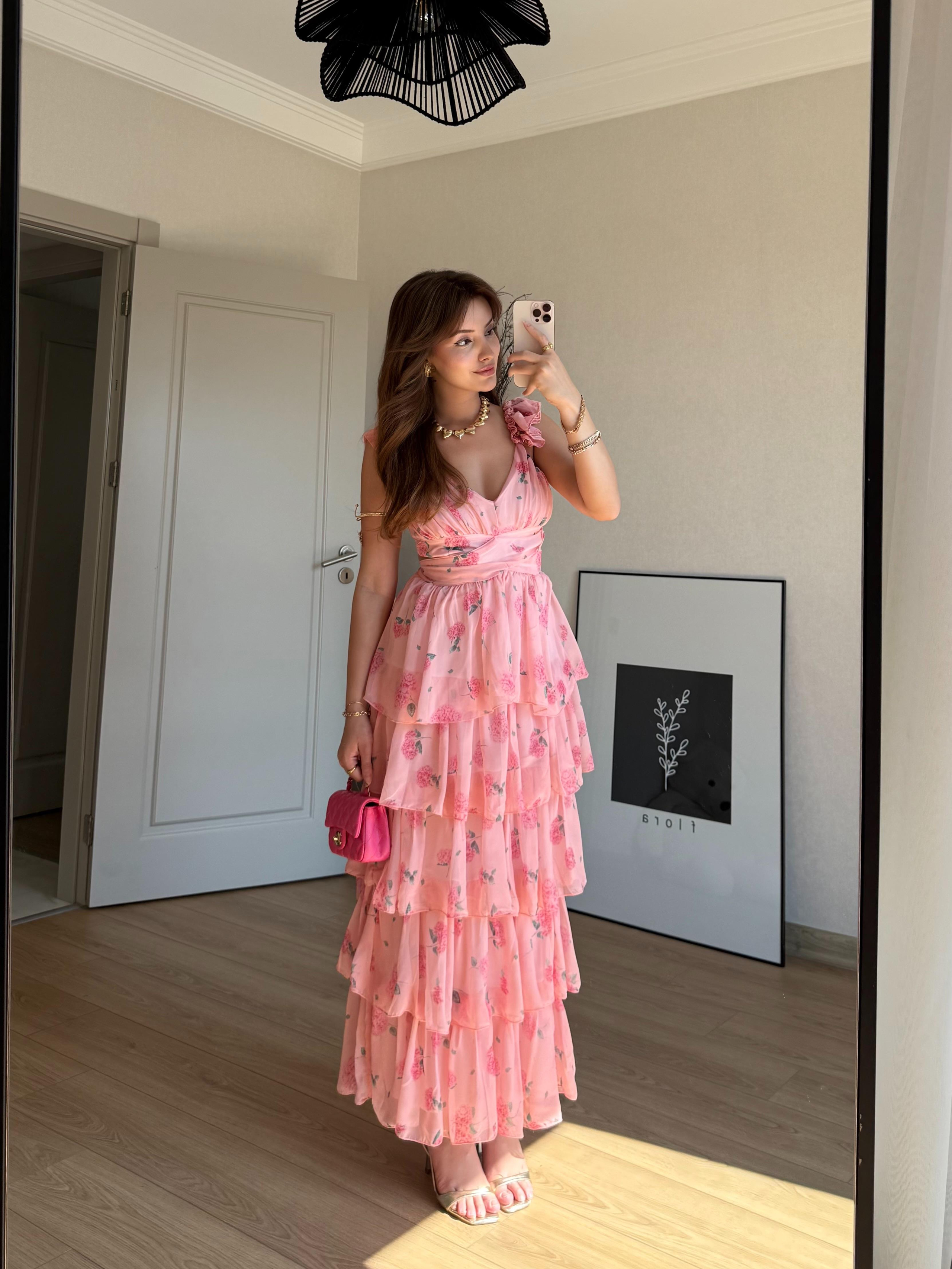 ELBİSEECMEL BAŞARANSırt Dekolteli Pembe Elbise