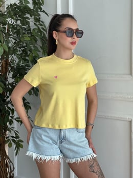 Kalp İşlemeli Tshirt 30584 Sarı