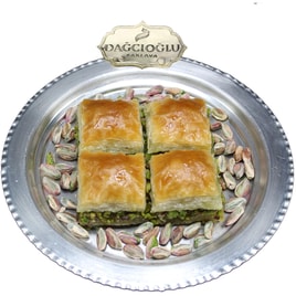 Dağcıoğlu Özel Kare Baklava görseli.
