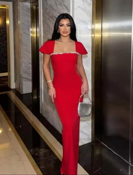 Kristal Taş Detaylı Kare Yaka Bandaj Maksi Kırmızı Elbise