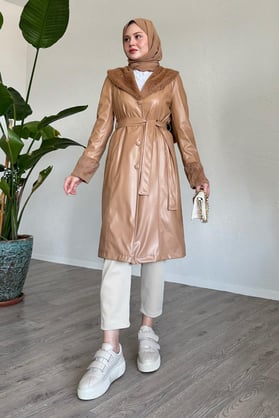 Kürk Detaylı Camel Deri Trençkot