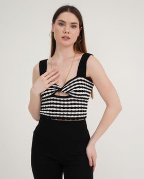 Siyah Beyaz Örme Crop Top Triko