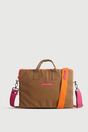 Huge Cear Notebook Case Beige