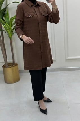 Tesettür TunikÖnü Çıtçıtlı Kazayağı Desen Triko Kadın Tunik Taba QTN 2862