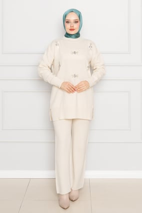 Beaded Knitwear Set-beige color
