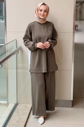 Nurcan Çetin Random Desenli Spor Dikişli Tunik Pantolon Takım