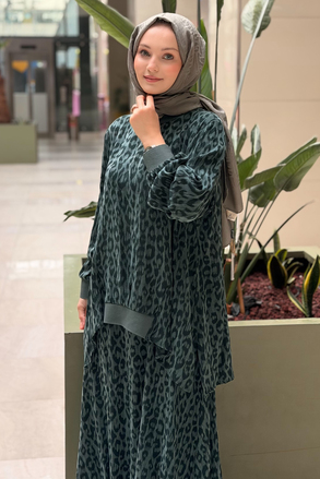 Nurcan Çetin Leoper Desenli Tunik Etek Takım