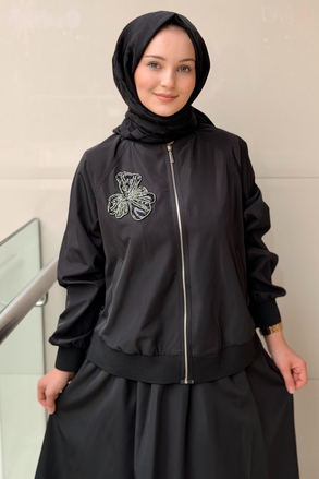 Nurcan Çetin Yakası Boncuk İşlemeli Parşüt Kumaş Ceket Etek Takım