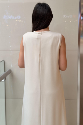 White Corner İthal Krep Kolsuz İçlik Elbise