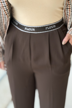 Twist Slogan Jakarlı Pantolon