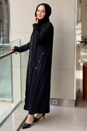 Nurcan Çetin Düğme Aksesuar Detaylı Tam Boy Fermuarlı Ferace