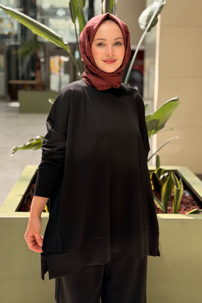 Ghisa Kolu Ve Yanı Triko Kombinli Tunik Pantolon Takım