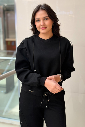 Twist Metal Aksesuarlı Sweatshirt