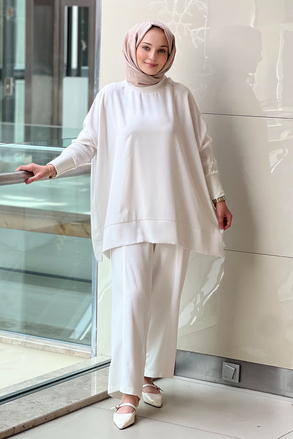 Ghisa Yakası Ve Kolları Triko Detaylı Tunik