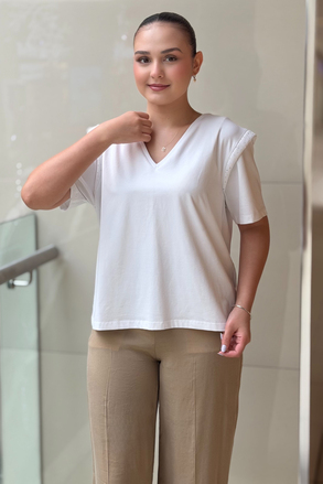 İpekyol V Yaka Omuz Taşlı Detaylı Tshirt