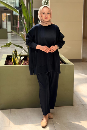 Ghisa Kolu Ve Yanı Triko Kombinli Tunik Pantolon Takım