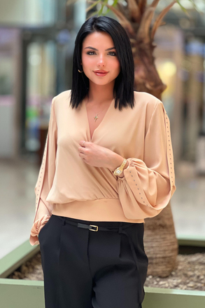 Mianotte Beli Büzgü Kolları Taş Apoletli Bluz