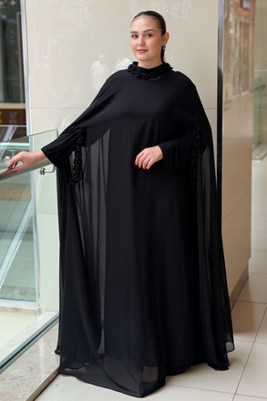 White Corner Yaka Ve Kol Çiçek Detaylı Abaya