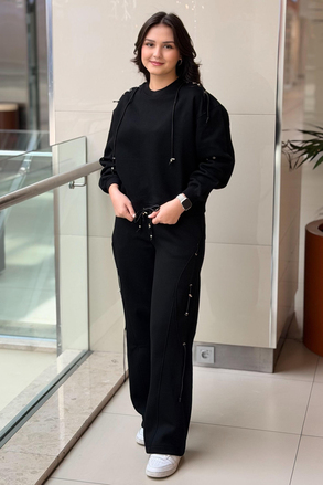 Twist Metal Aksesuarlı Sweatshirt