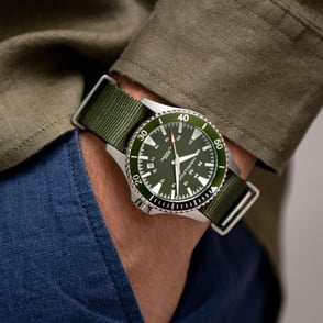 Hamilton Khaki Navy Scuba Erkek Kol Saati 40mm H82375961