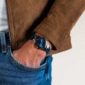 Hamilton Ventura Quartz H24411942 Erkek Kol Saati