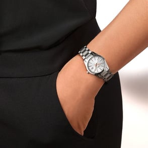 Longines Conquest Classic L2.286.4.72.6 Kadın Kol Saati