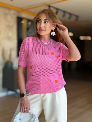 Ajurlu Çiçek Nakışlı Pembe Bluz