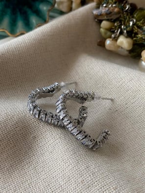 Çelik Silver Kalp Baget Küpe
