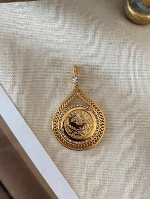 Taşlı Damla Yıldızlı Tuğra Uç