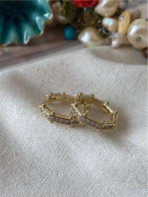 VIP 14K Taşlı Altıgen Küpe