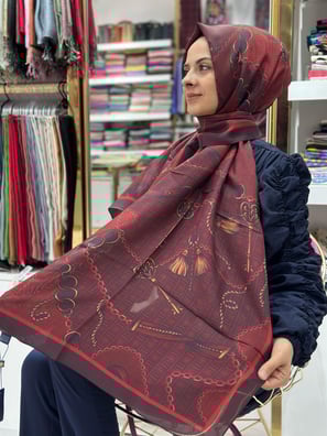 Ed Scarf Celebrity Bordo Zincir Desenli Şal