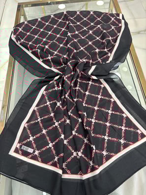 Ladure Logo Desenli Butik Şal Siyah 01 Rengi