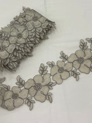Papatya Detaylı D1750 Desen Fransız Güpürü (1 top) Gri