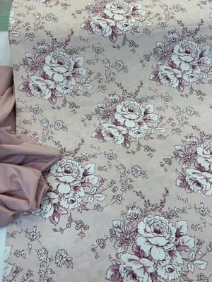 Zemin Floral Desenli Akfil D2500 GülKurusu