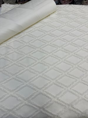 İç İçe Baklava Desen Püsküllü Limi Pike Kumaş Krem