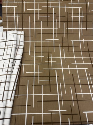 Geometrik Desen Akfil Kumaş D80950 çuval rengi zemin beyaz çizgili