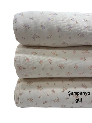 Rosea Gül Desenli Çift Katlı Müslin Pamuk Kumaş Şampanya Gül