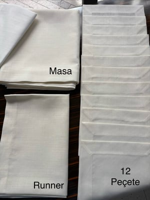 Gardenya Kumaş 12 Kişilik Masa, Peçete ve Runnerdan Oluşan Köşe Çevrili Servis Takımı Krem