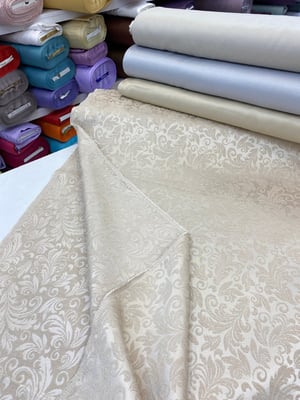 Bej Avangart Yaprak Desen Etuval İpek Şönil Pike Kumaş 