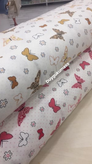 Desenli Kelebekler Duck Keteni