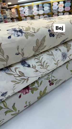Zemin Mavi Vintage Çiçekler Desenli Akfil Kumaş D3601 Bej