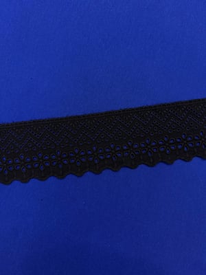 Zikzak Ve Papatya Desen 8 Cm Genişlikli Fisto Uç Siyah
