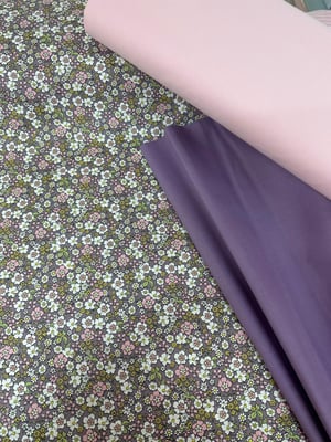 Eflatun Mini Papatya Desen Akfil Kumaş D689