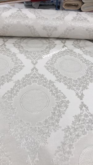 Etamin Boşluklu Masa Örtüsü Kumaşı Papatya Desen Ortası Etamin Boşluklu